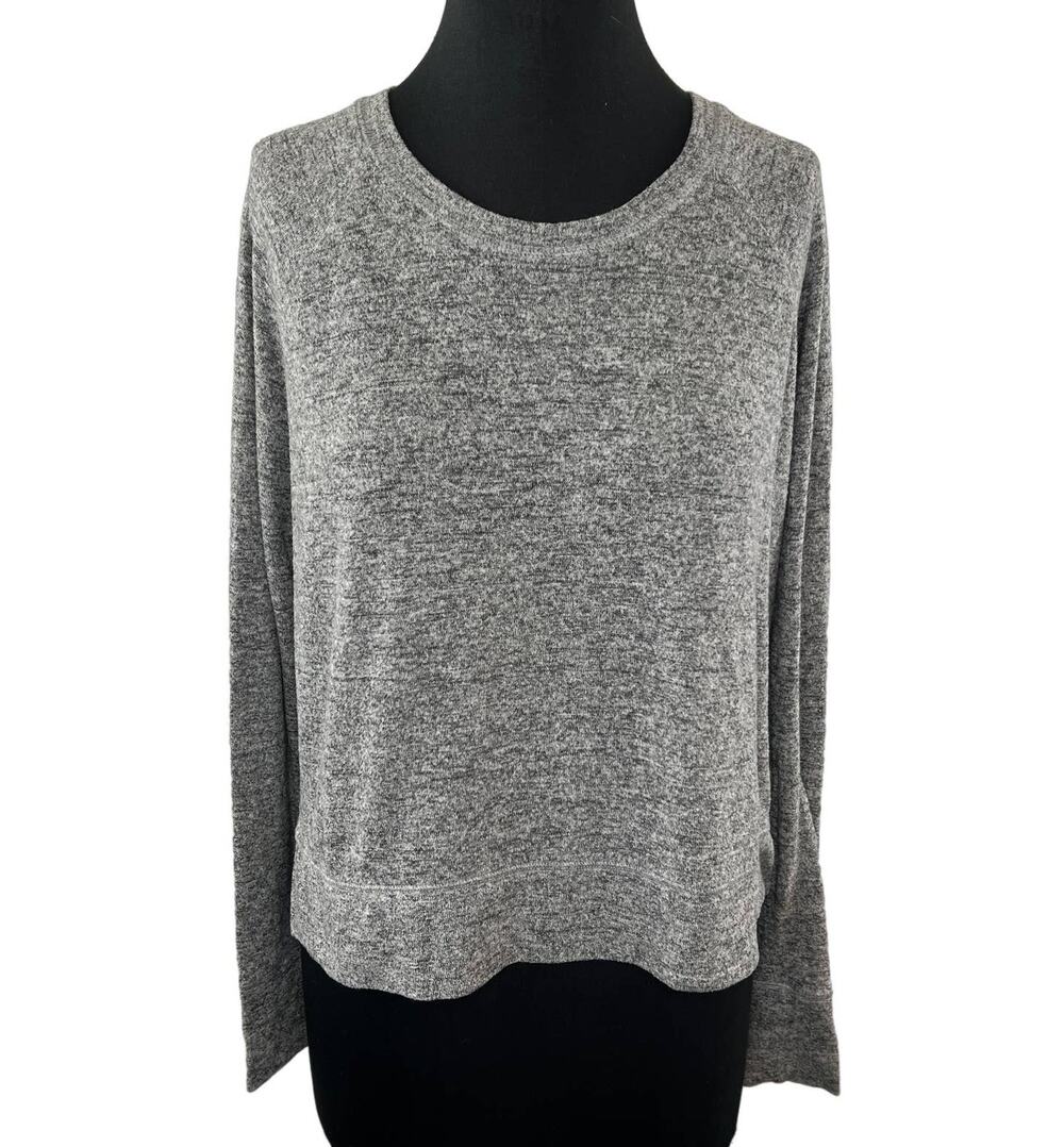 TNA Heathered Gray Long Sleeve Side Split Round Neck Pullover Casual Top Size S